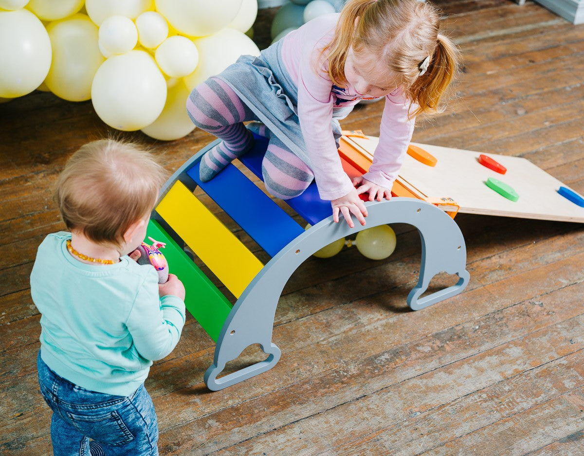 Family Scl lasten kiipeilykaari ja keinu
