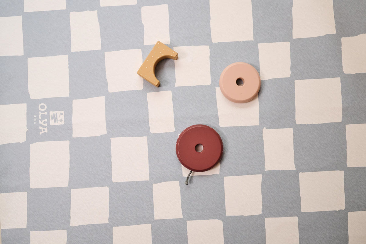 Lasten ruokailualusta, liukumaton ja vedenpitävä lattiasuoja – Chess Azure