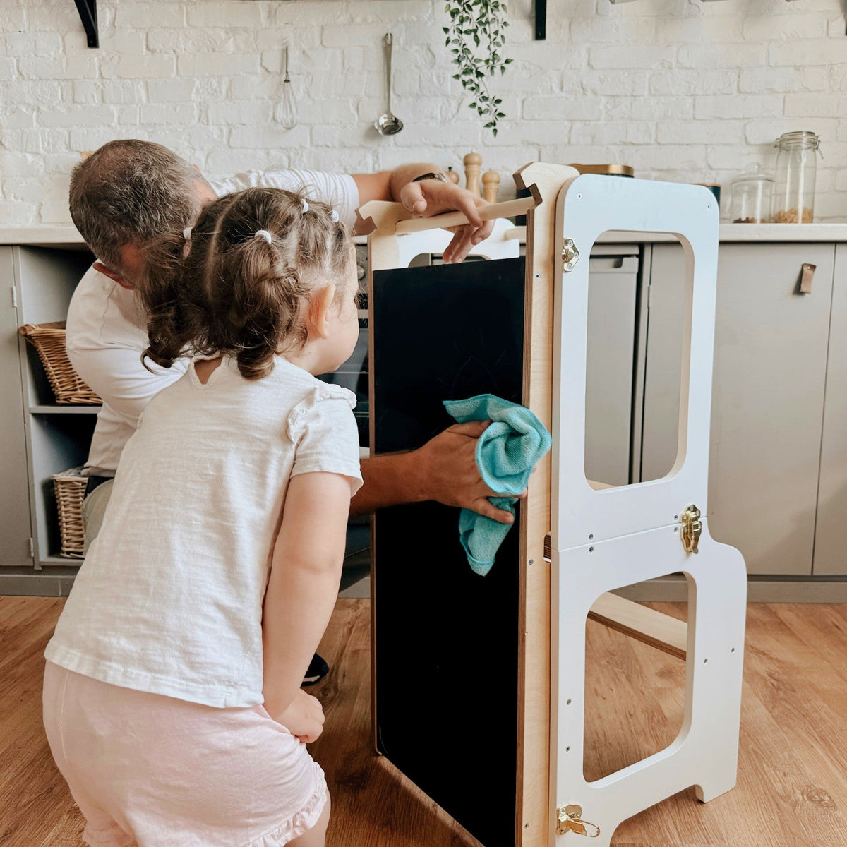 lasten apujakkara Montessori 4-in-1 oppimistorni